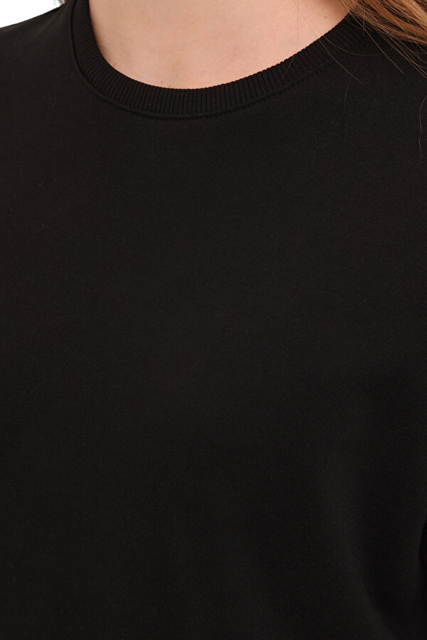 Kinetix WB C NECK-YD 16SN81 4PR BLACK Woman 060