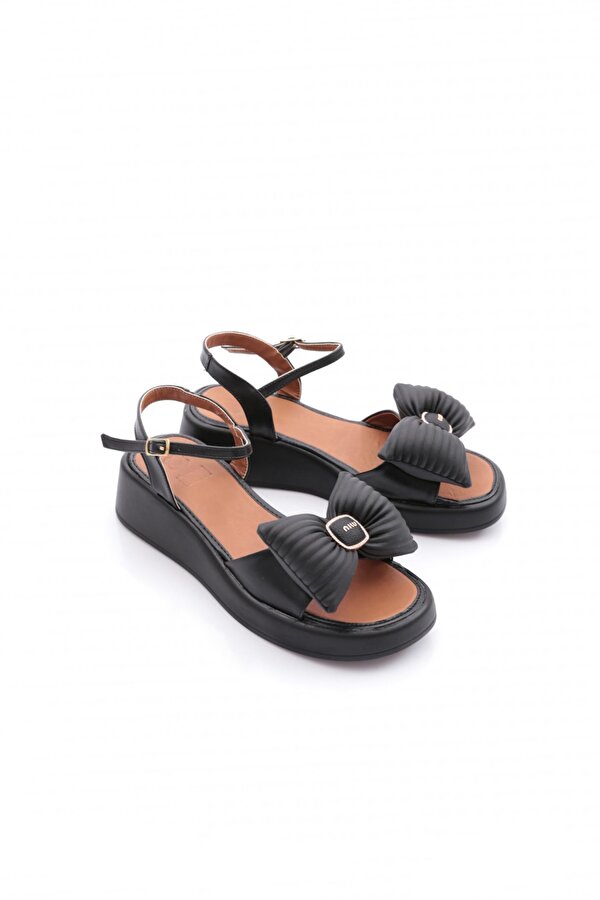 DGN 7001 Kadin Fiyonk Detayli Sandalet