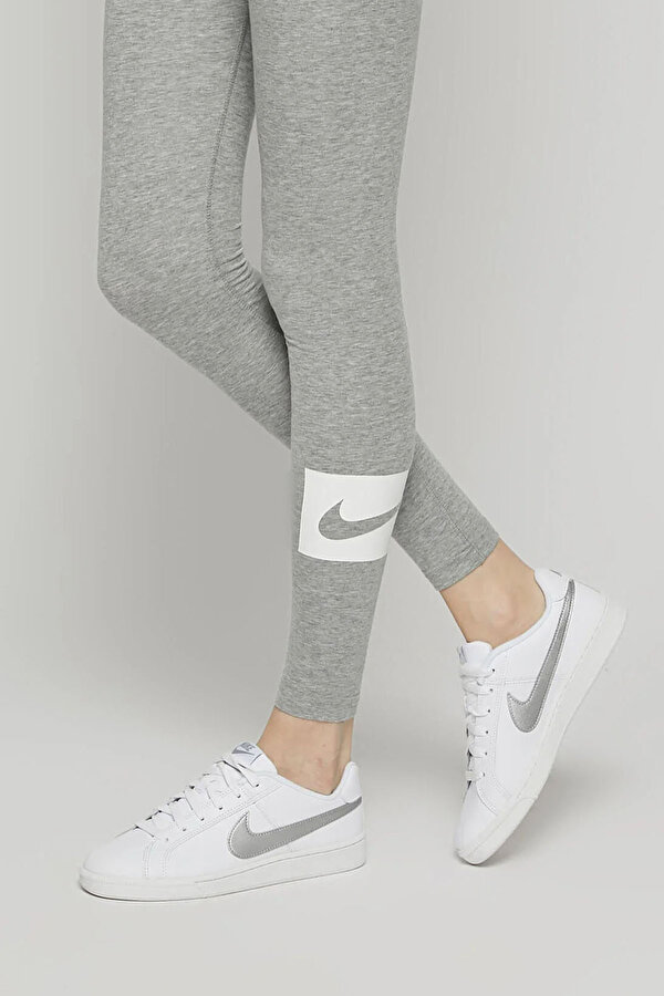 Nike Court Royale Белый Женщина Кроссовки