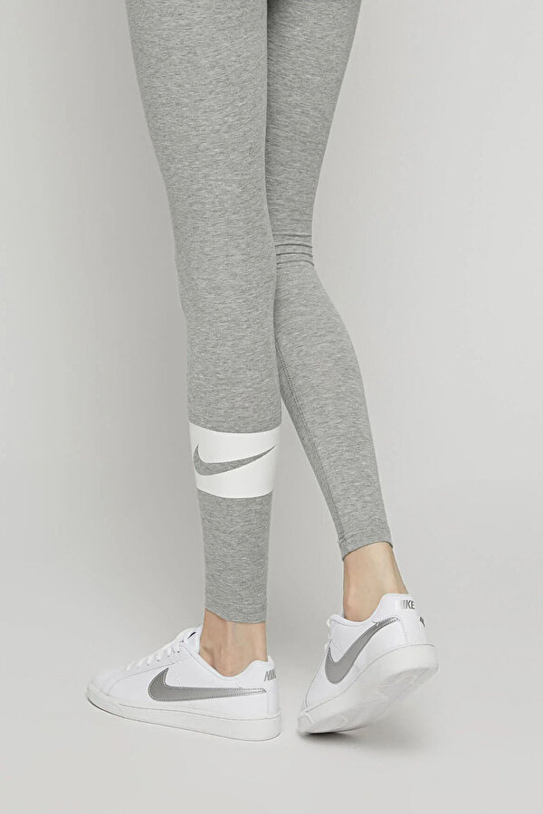 Nike Court Royale Белый Женщина Кроссовки