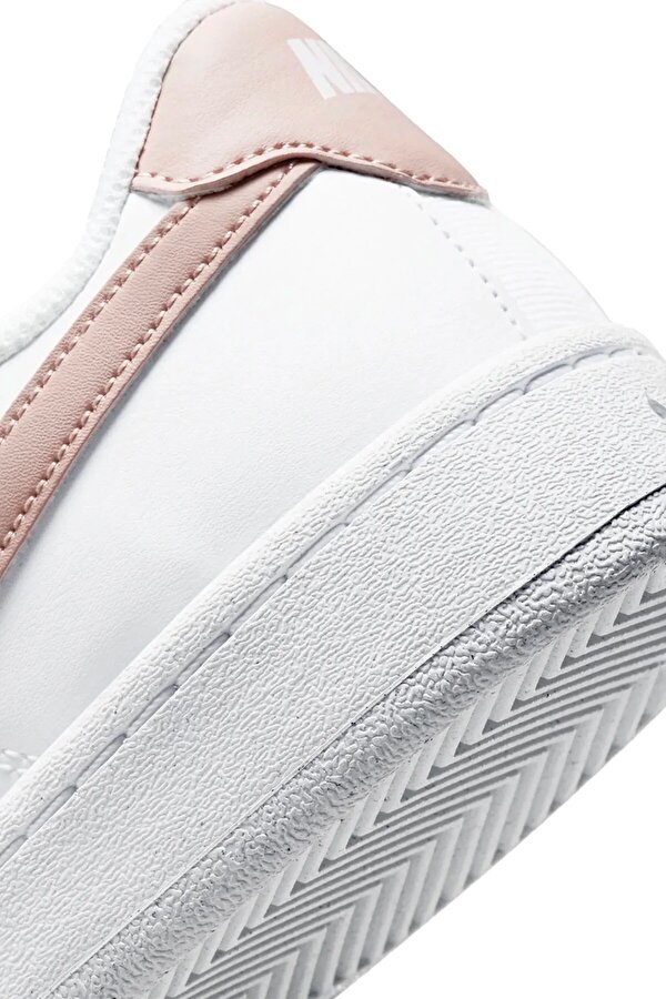 Nike Court Royale 2 Bette Белый Женщина Полуботинки