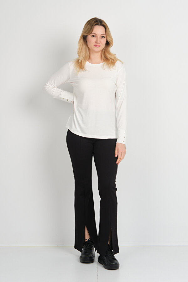 Sistas Kadın Bisiklet Yaka Kolları ve Sırtı Süs Düğmeli Yandan Yırtmaçlı Bluz 24508 Ekru