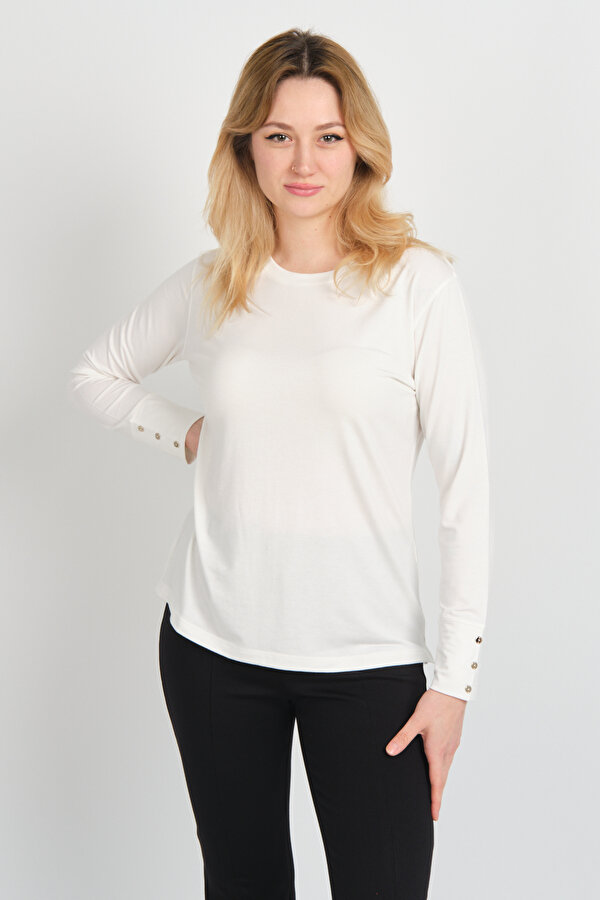 Sistas Kadın Bisiklet Yaka Kolları ve Sırtı Süs Düğmeli Yandan Yırtmaçlı Bluz 24508 Ekru