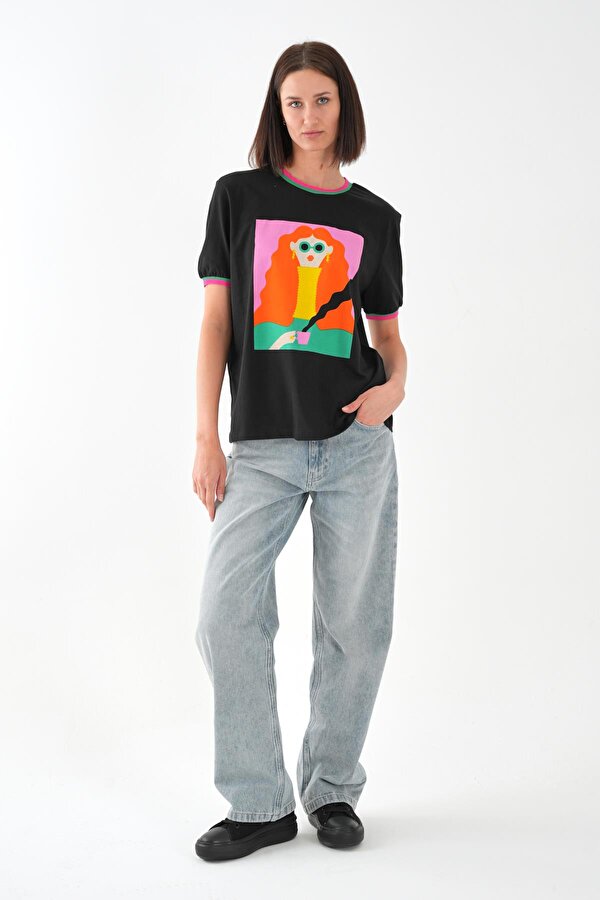 Alexander Gardi ALEXANDERGARDI Yaka ve Kol Detaylı Baskılı Kadın T-shirt