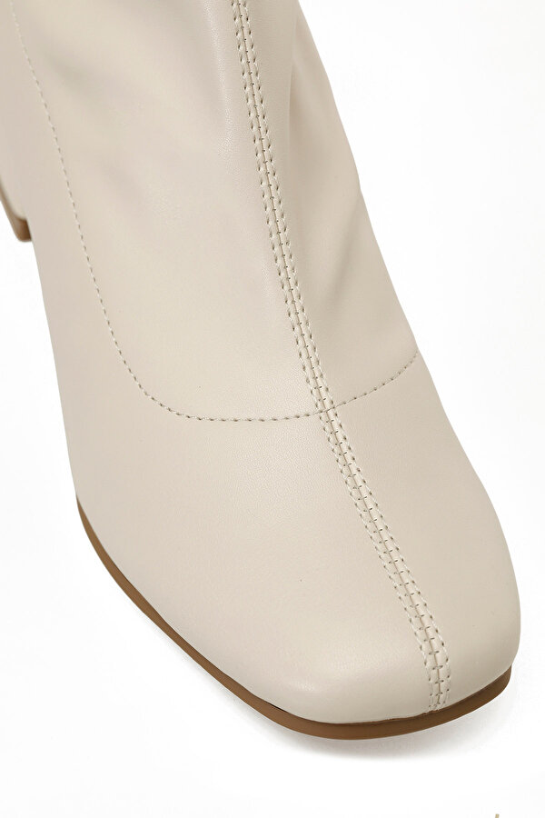 Butigo 24K-643 5PR Bej Kadın Topuklu Bot