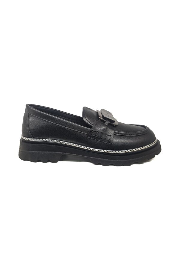 Demir Aksesuarlı Kadın Loafer Ayakkabı 989515-28Z