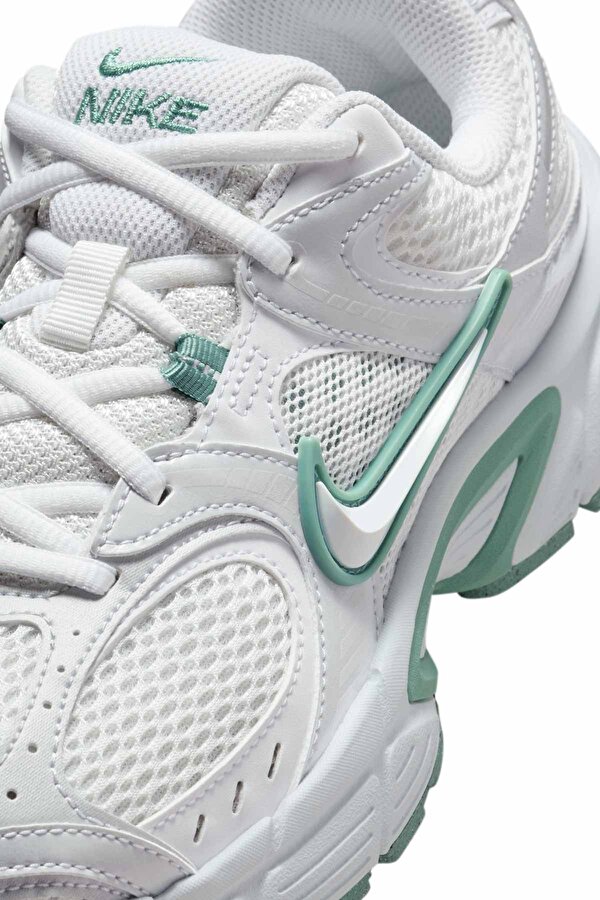 Nike W  V5 RNR Beyaz Kadın Koşu Ayakkabısı