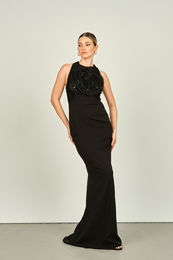 Ömür Inn Kadın Halter Yaka Göğsü Gül Detaylı Balık Form Abiye Elbise 4149 Siyah