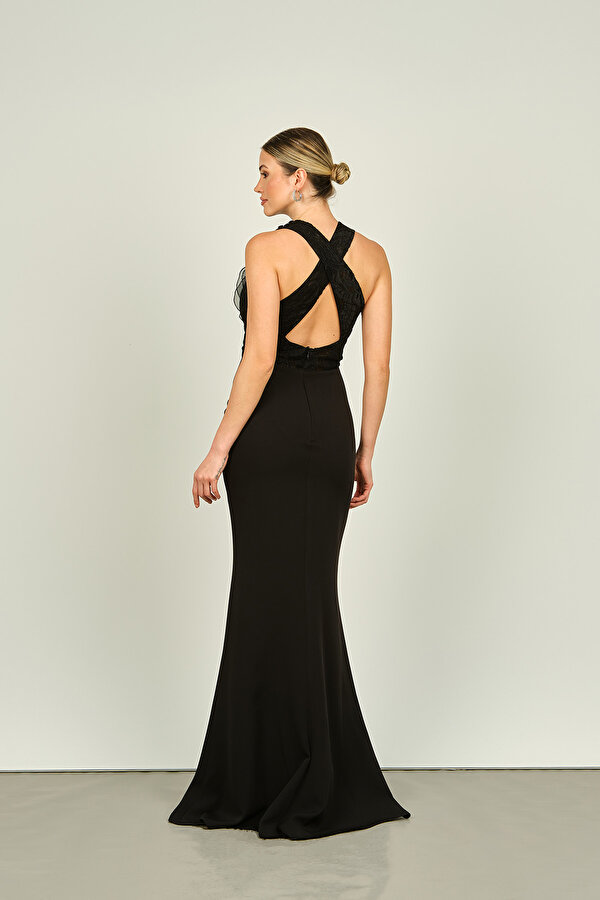 Ömür Inn Kadın Halter Yaka Göğsü Gül Detaylı Balık Form Abiye Elbise 4149 Siyah