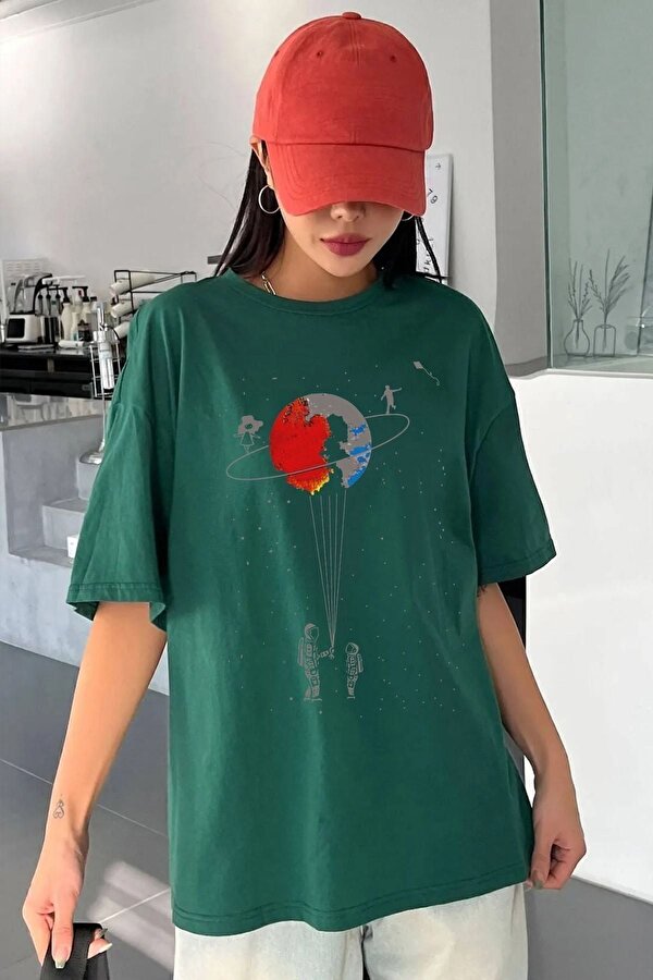 Unisex Evren Temalı Baskılı T-shirt - FLO 3 Al 1 Öde