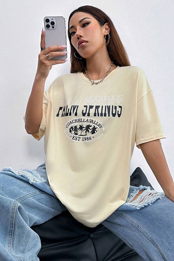 Sırt Baskılı Tasarım Tshirt - FLO 3 Al 1 Öde