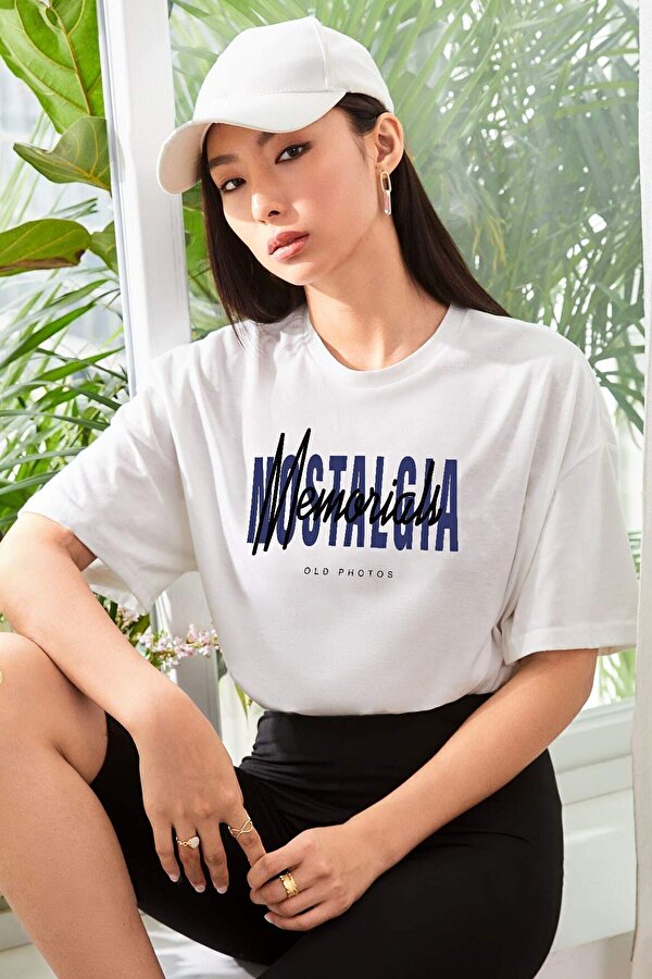 Unisex Nostalgia Baskılı Oversize Tshirt - FLO 3 Al 1 Öde