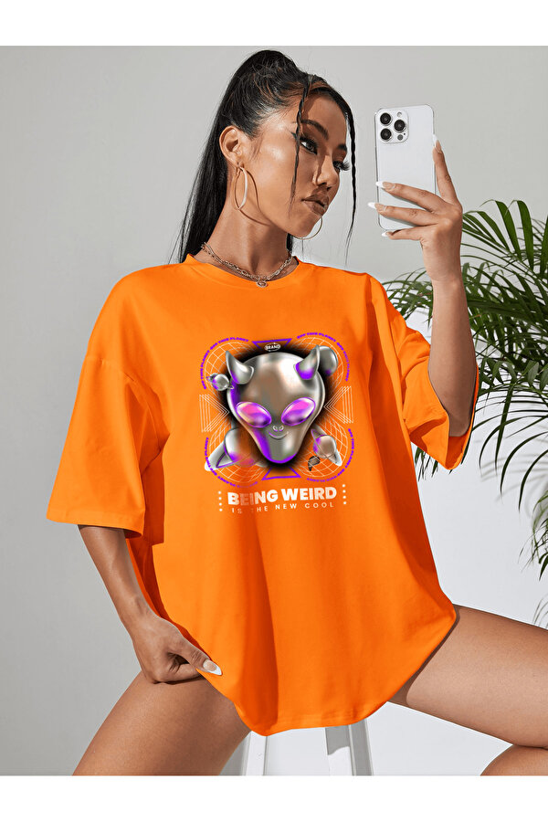 Unisex Being Weird Tasarım Basklı Tshirt - 3 Al 1 Öde