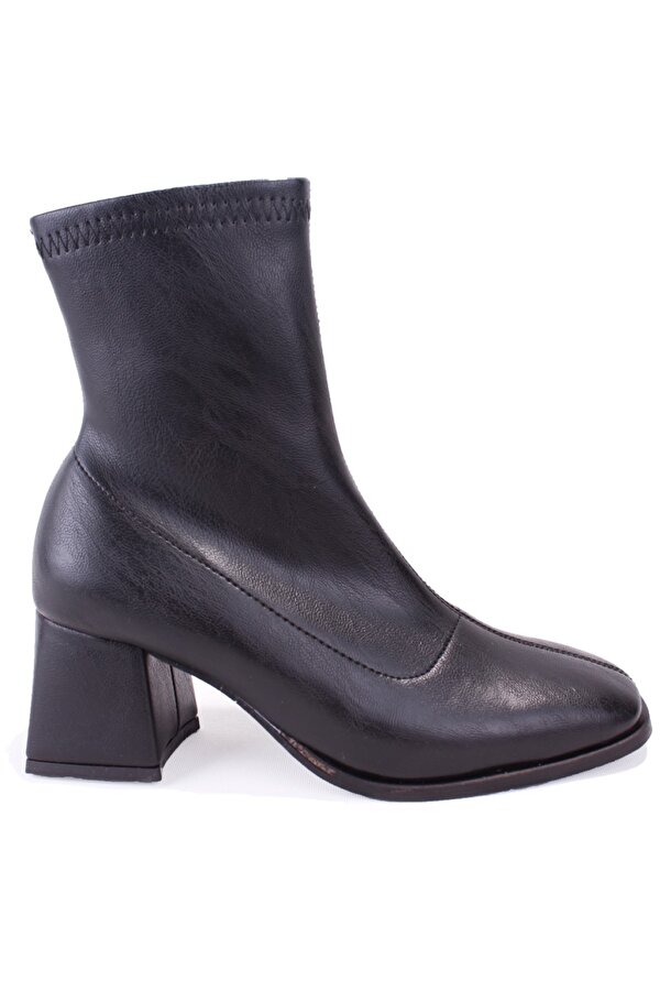 Dagoster DZA07-1277101 Siyah Klasik Topuklu Kadın Bot