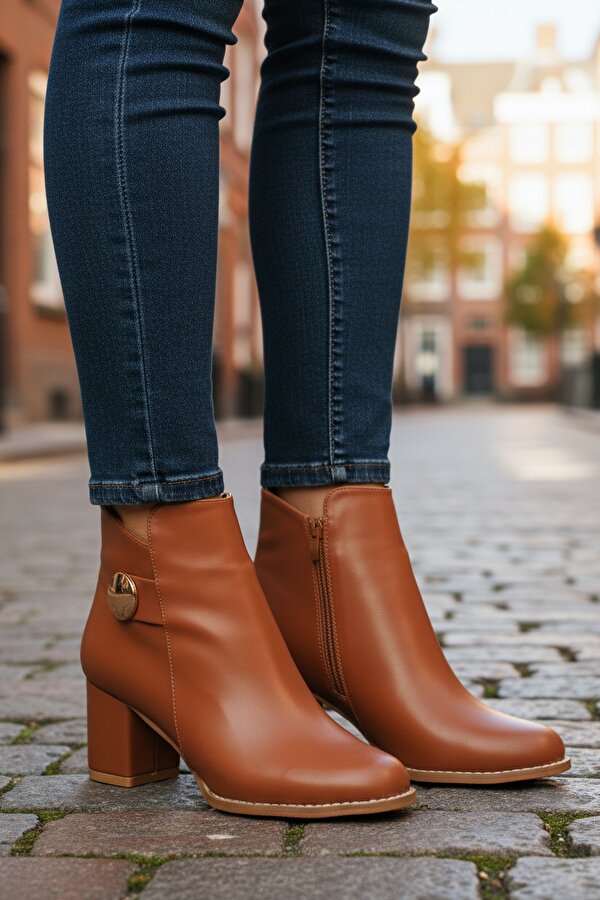 Ayakmod Taba Dar Kalıp İçi Polarlı Fermuarlı Topuklu Kadın Bot 262325 Z