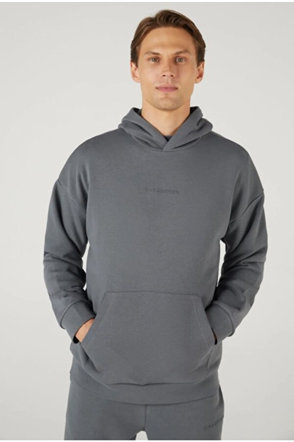 M Essential Hoodie Sweatshirt S242110 Erkek Kapüşonlu Sweatshirt
