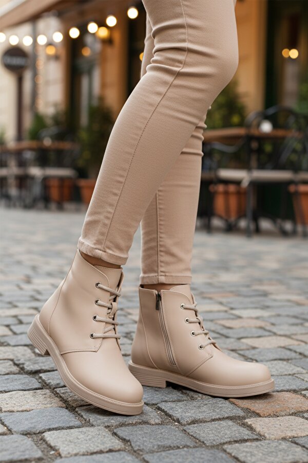 Ayakmod Bej Cilt Bağcıklı Fermuarlı Kaymaz Kadın Bot 284098 Z