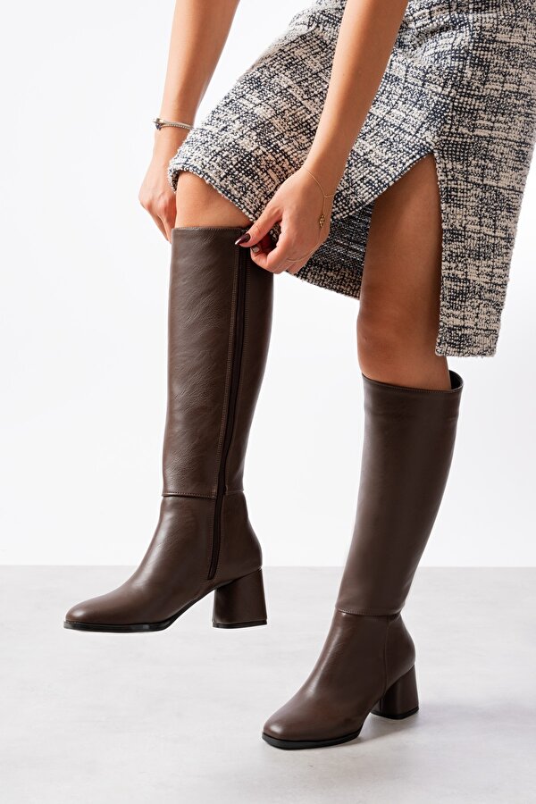 Divolya Oleda Kahverengi Deri Topuklu (6 cm) Yanı Fermuarlı Günlük Kullanım Çizme