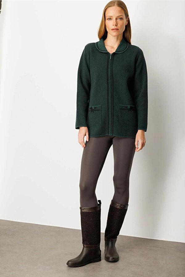 Desen Triko Kadın Polo Yaka Cebi Nakış İşlemeli Yün Hırka 25032 Yeşil