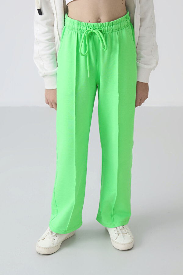 TOMMYLIFE Neon Yeşil Cepli Ön Dikiş Detaylı Geniş Paça Kız Çocuk Eşofman Altı -75144