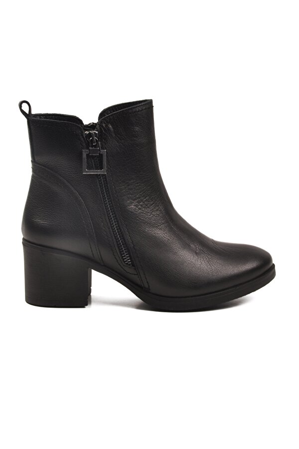 Ayakmod Siyah Hakiki Deri Fermuarlı Polarlı Kadın Topuklu Bot 92163-1 Z