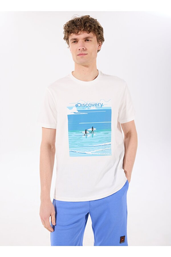 Discovery Expedition D5SM-TST3799 Beyaz Bisiklet Yaka Relaxed Baskılı Erkek T-Shirt