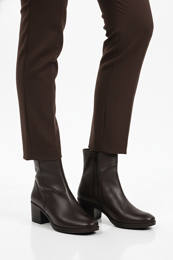 A Spor Aspor Kahve Hakiki Deri Fermuarlı Polarlı Kadın Topuklu Bot