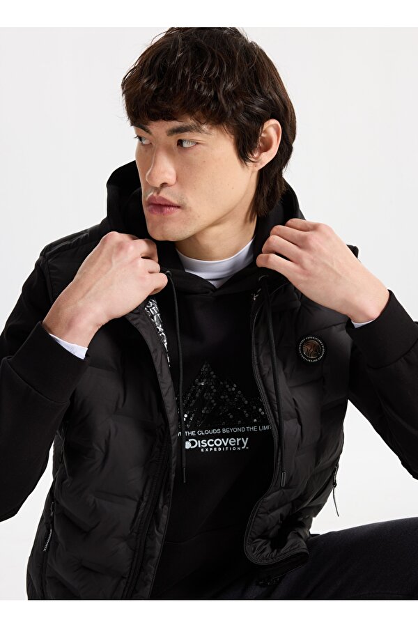 Discovery Expedition D5WM-YLK3307 Siyah Relaxed Kapitone Erkek Yelek