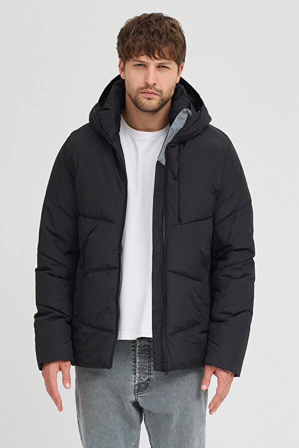 Rodi Erkek Kapuşonlu Mont 950