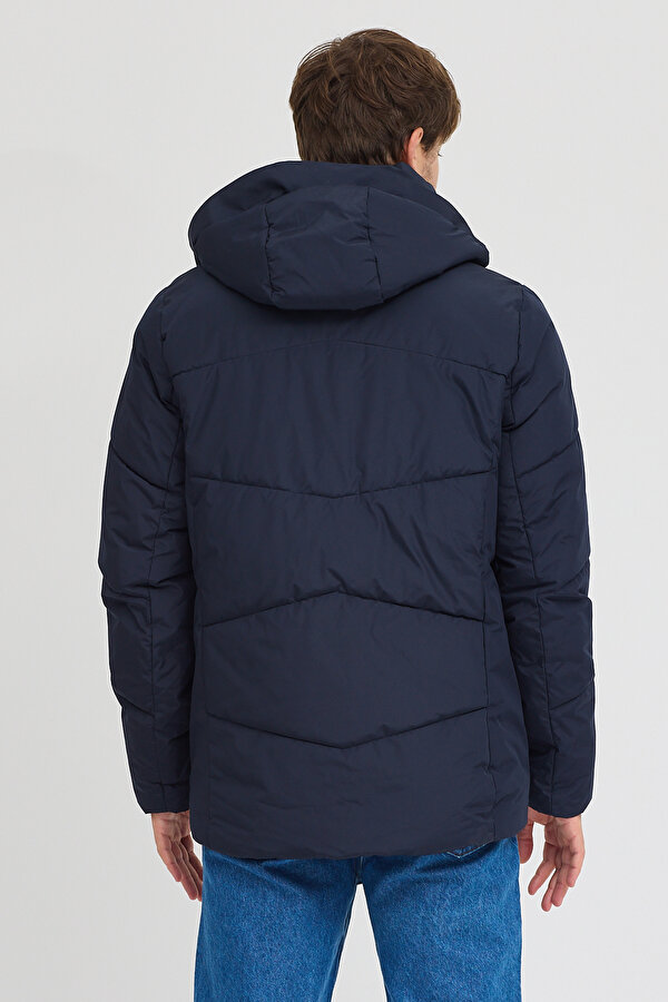 Rodi Erkek Kapuşonlu Mont 950