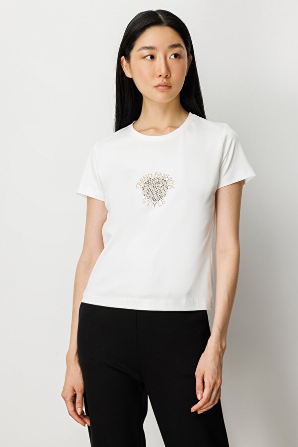 On Kadın Önü Taş Baskılı Kısa Kollu Bluz 61330 Ekru