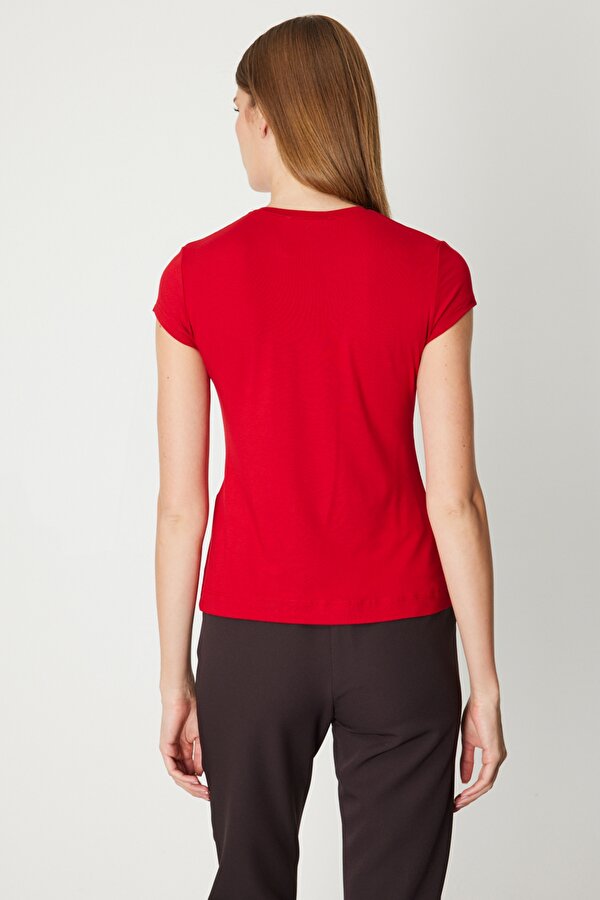 On Kadın Sıfır Yaka Ay Kol Basic Bluz 61302 Kırmızı