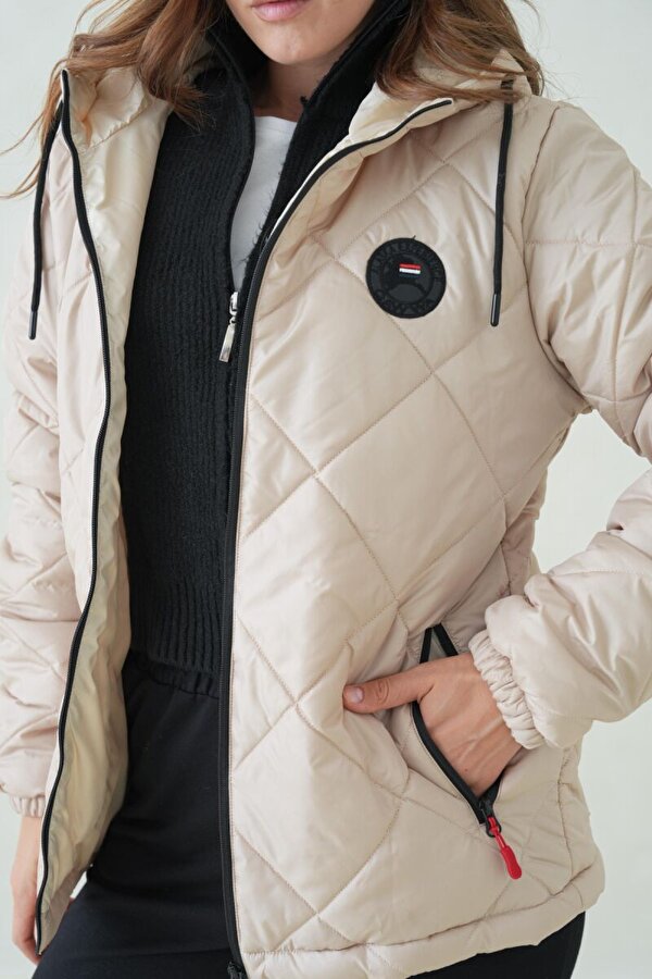 D1fference Su ve Rüzgar Geçirmez Jel Elyaflı Kapitone Cepli Spor Mont