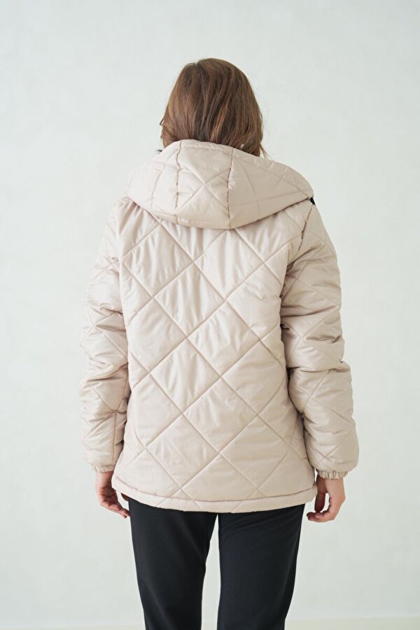 D1fference Su ve Rüzgar Geçirmez Jel Elyaflı Kapitone Cepli Spor Mont