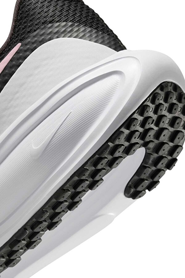 Nike Siyah Nike Revolution 8