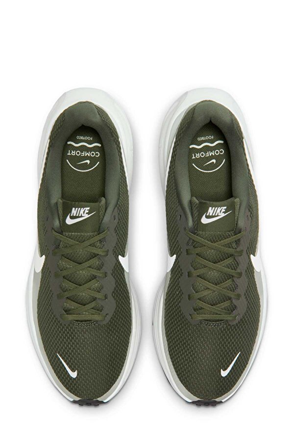 Nike Haki Nike Revolution 8