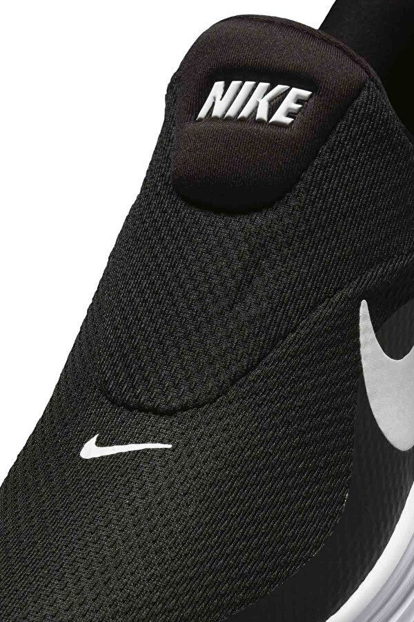 Nike Siyah Nike Revolution 8