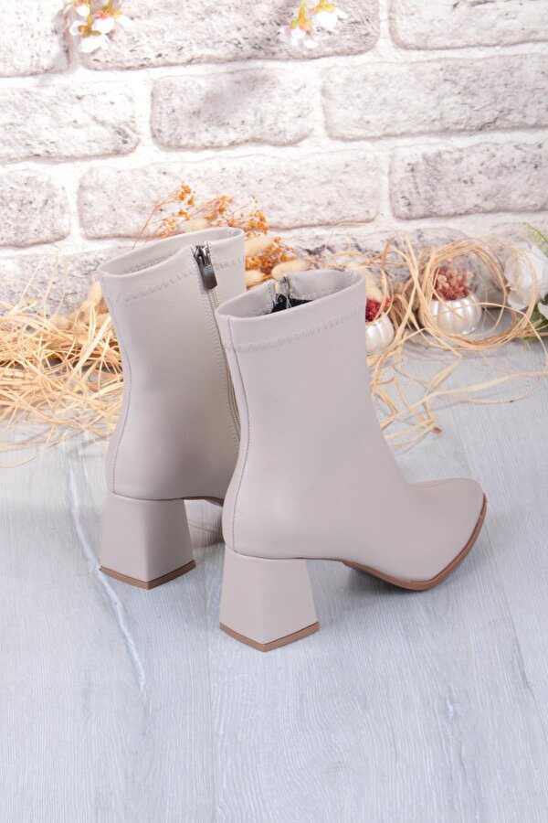 Fort 1193 Uraz Rahat 6 Cm Kalın Topuk Yüksekliği Sivri Burun Kadın Bot