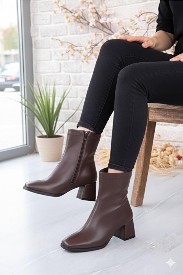Fort 1195 Uraz Rahat 6 Cm Kalın Topuk Yüksekliği Kut Burun Kadın Bot