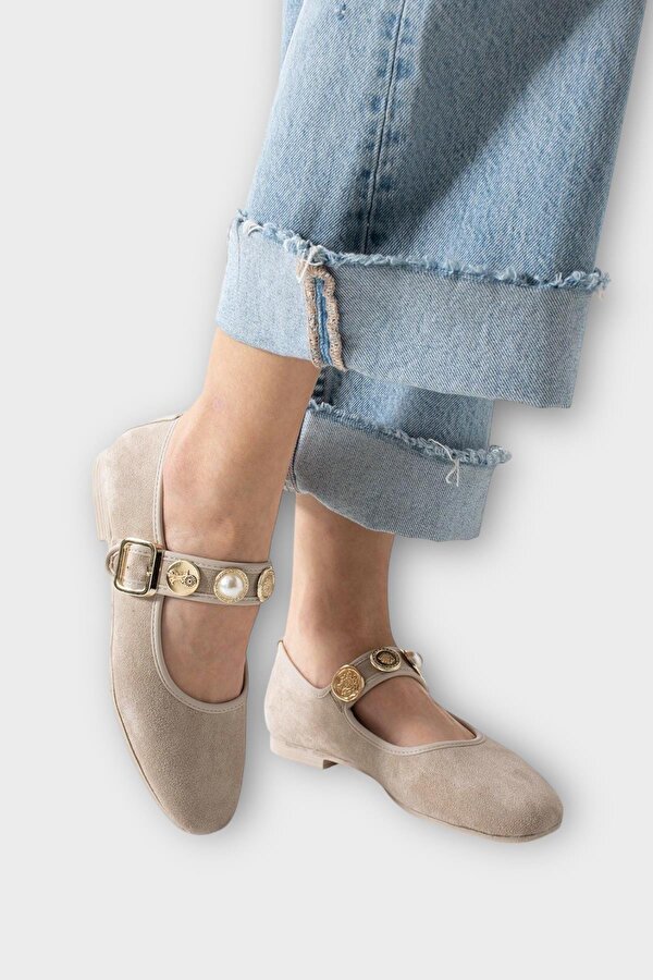 Liger Kadın İnci ve Mühür Aksesuar Bantlı Babet KREM - BEJ