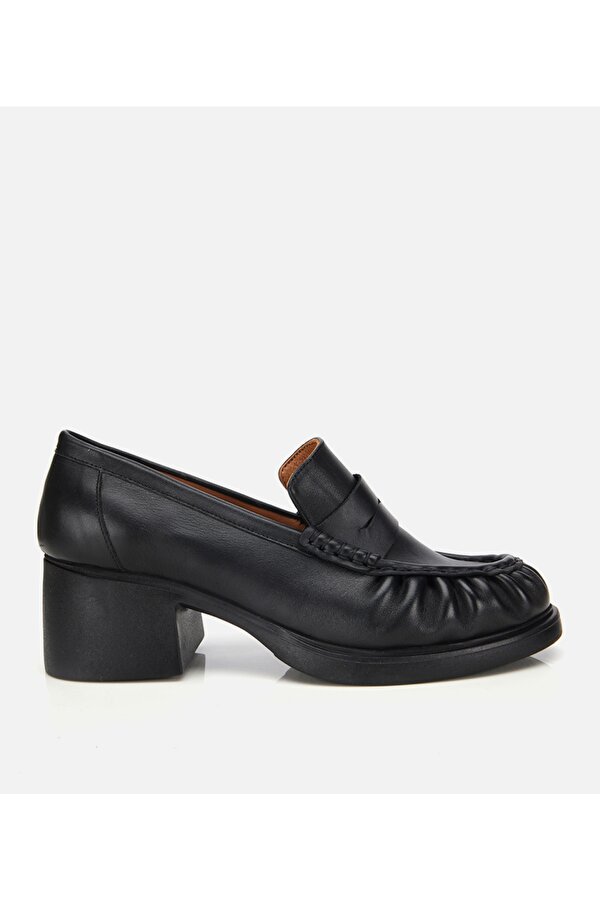 Hotiç Kadın Deri Siyah Büzgülü  Kalın Tabanlı Klasik Loafer