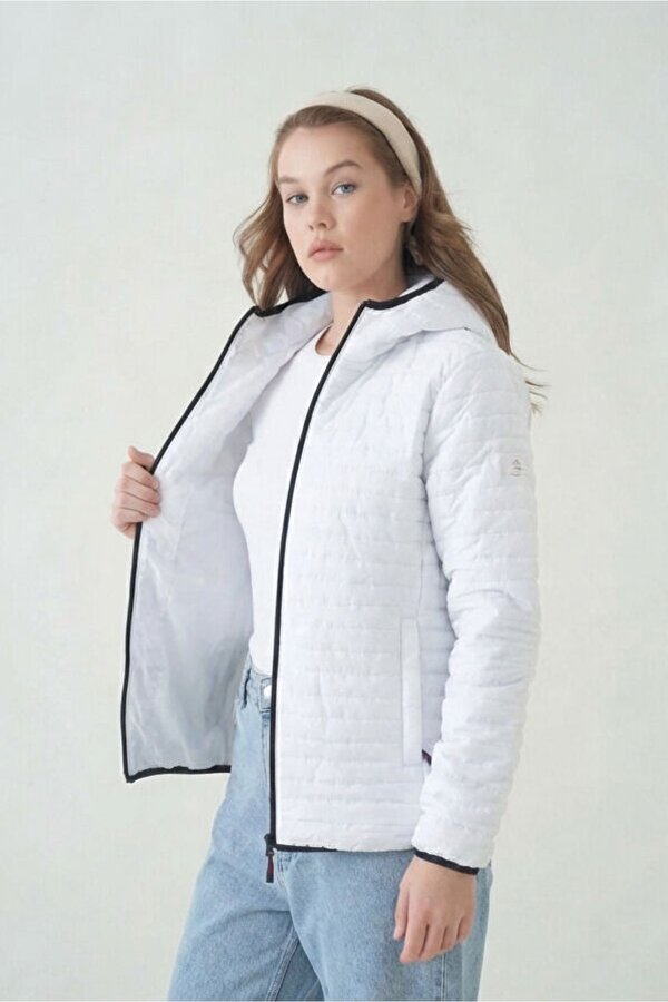 D1fference İçi Astarlı Cepli Kapüşonlu Jel Elyaf Su ve Rüzgar Geçirmez Şişme Kışlık Kadın Mont