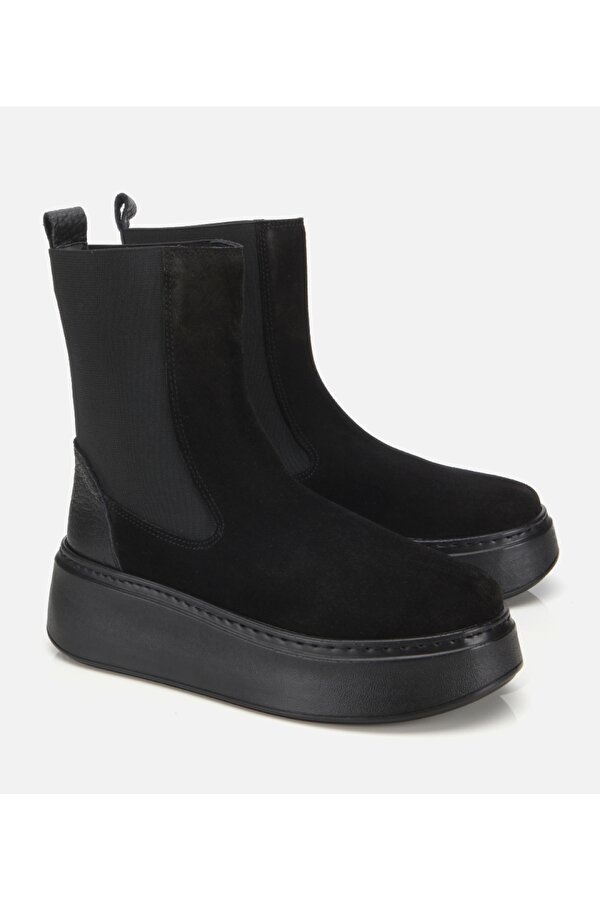 Hotiç Kadın Süet Deri Siyah Lastik Detaylı Kalın Tabanlı Düz Bot