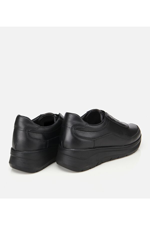 Hotiç Kadın Deri Siyah Lastik Detaylı Dolgu Topuklu Günlük Loafer