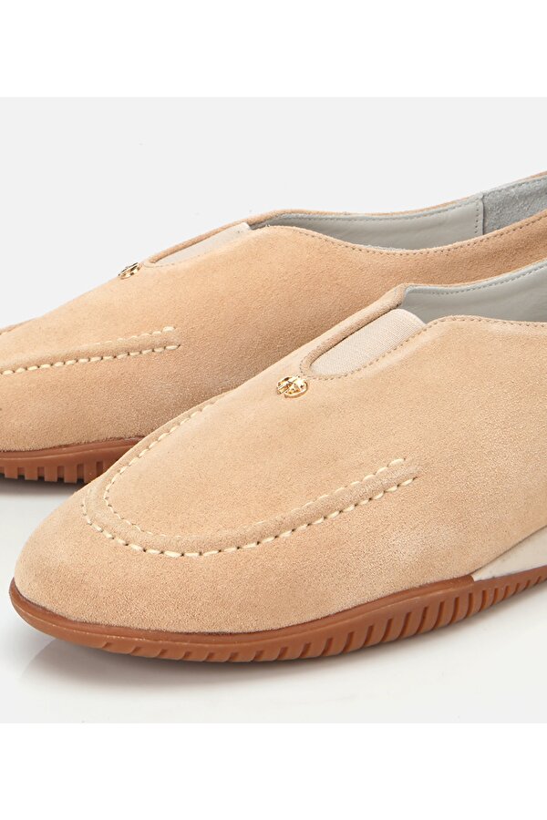 Hotiç Kadın Süet Deri Bej Lastik Detaylı Günlük Loafer
