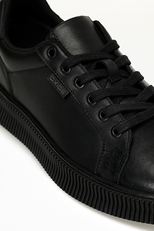 Oxide NEMESIS 5PR BLACK Man 431