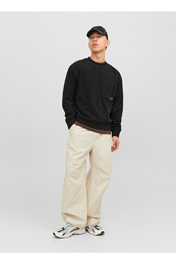 Jack & Jones Siyah Erkek Yuvarlak Yaka Geniş Fit Sweatshirt 12241523_JCOLAB SWEAT CREW NECK AW2