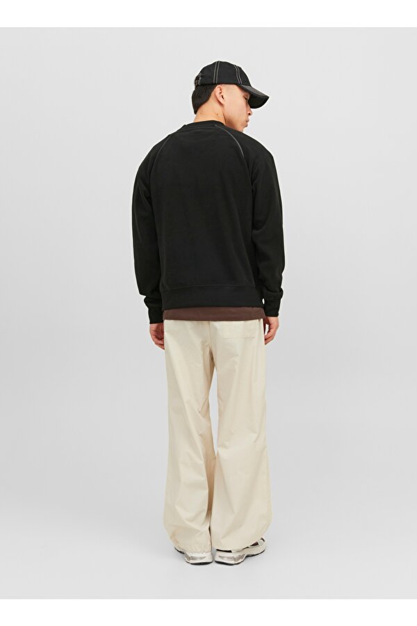 Jack & Jones Siyah Erkek Yuvarlak Yaka Geniş Fit Sweatshirt 12241523_JCOLAB SWEAT CREW NECK AW2