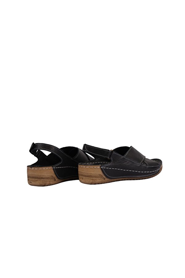 Napa Shoes Hakiki Deri Çapraz Bantlı Arkadan Ayarlı Rahat Taban Dolgu Topuk Kadın Sandalet NAPA-311