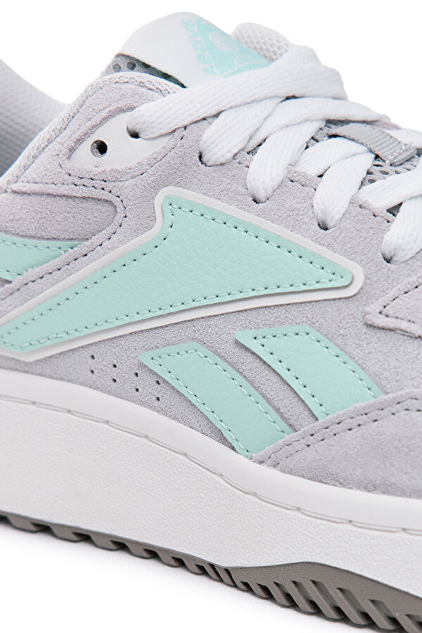 REEBOK ATR CHILL Basketball shoes